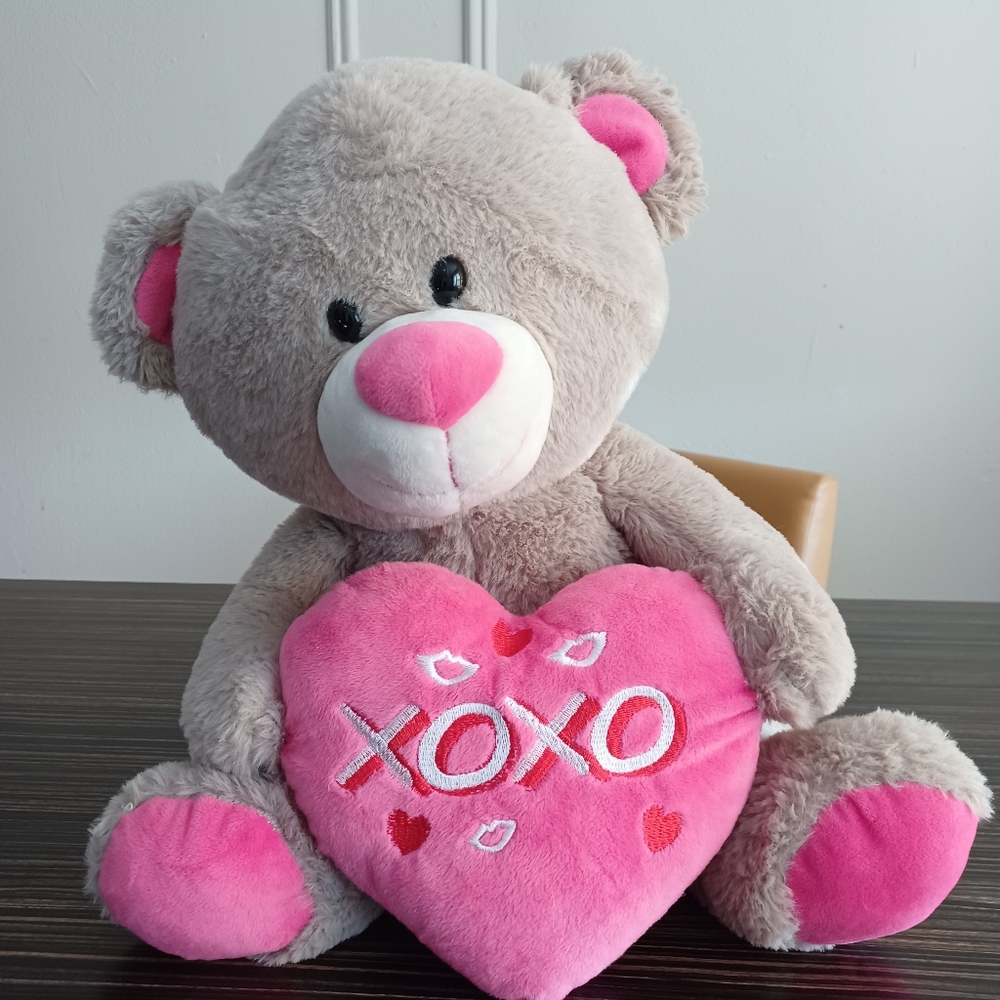 •Best Made Toys Stuffed Plush Teddy Bear Valentines Hearts XOXO Love - Picture 1 of 12